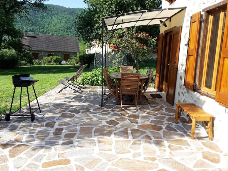 Vila Grange En Pierres. Grand Jardin Et Belle Vue Saurat Exteriér fotografie