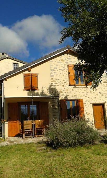 Vila Grange En Pierres. Grand Jardin Et Belle Vue Saurat Exteriér fotografie